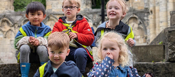 book a nursery visit children